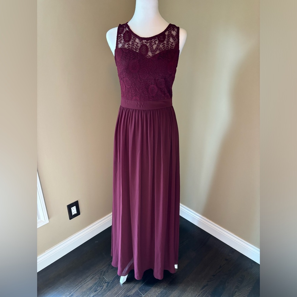 Maroon Halter Neck Sleeveless formal Gown